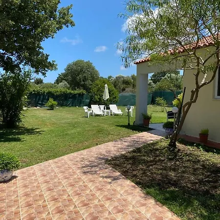 Rianna House Διαμέρισμα *