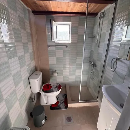 Rianna House Apartman *